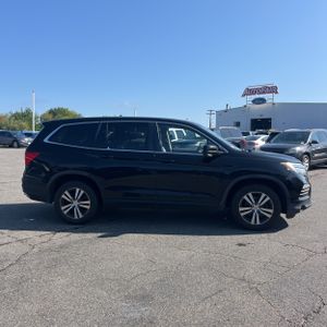 2016 Honda PILOT EX-L — фото 10