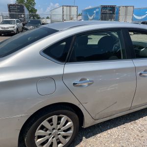 صورة 9 لـ 2015 Nissan SENTRA S
