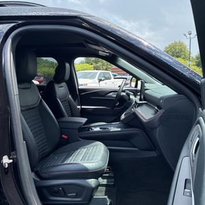 صورة مصغرة 33 لـ 2025 FORD EXPLORER ST-LINE