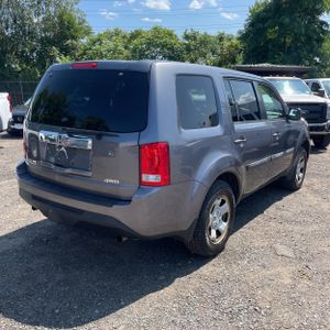 2015 Honda PILOT LX — фото 8