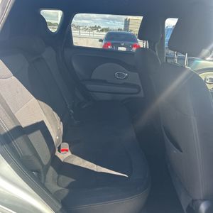 2017 KIA SOUL + — миниатюра 34