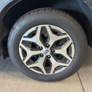 صورة مصغرة 18 لـ 2020 Subaru FORESTER PREMIUM