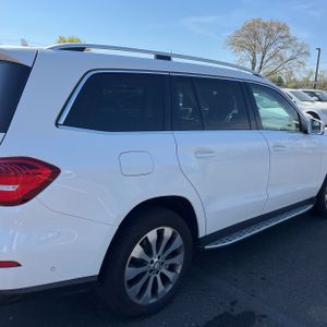 MERCEDES-BENZ GLS - 9