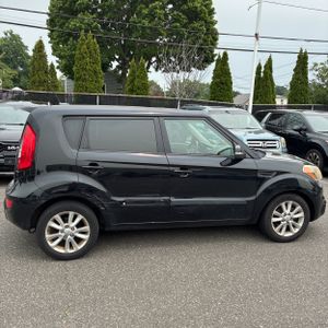 2013 KIA SOUL + — фото 10