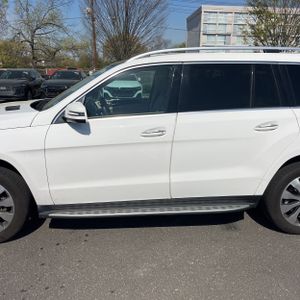 MERCEDES-BENZ GLS - 4