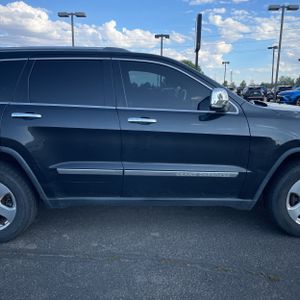 2013 JEEP GRAND CHEROKEE LIMITED thumbnail 11