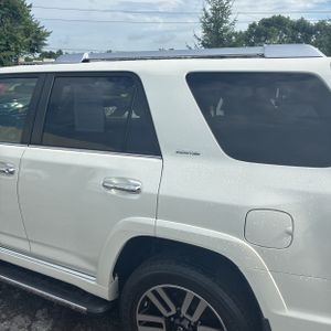 2016 Toyota 4RUNNER LIMITED photo 6