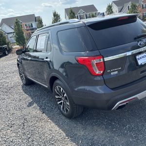 FORD EXPLORER PLATINUM - 5