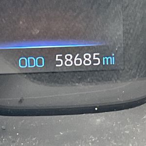 صورة مصغرة 40 لـ 2021 Toyota COROLLA LE