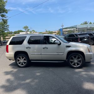 2008 Cadillac ESCALADE BASE — фото 10