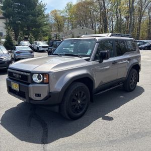 TOYOTA LAND CRUISER - 1