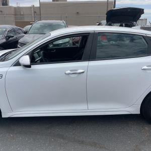 2019 KIA OPTIMA LX photo 4