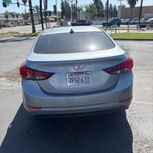 HYUNDAI ELANTRA SE - 7