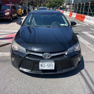 2017 Toyota CAMRY SE thumbnail 14