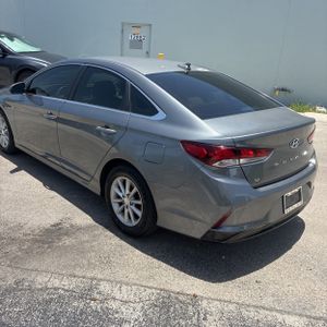 2019 Hyundai SONATA SE 照片 5