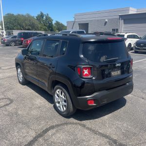 صورة 5 لـ 2017 JEEP RENEGADE LATITUDE