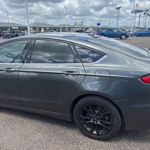 FORD FUSION SE - 6