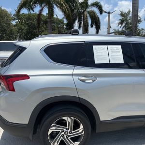 صورة 9 لـ 2023 Hyundai SANTA FE SEL