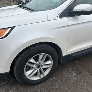 FORD EDGE SEL - 2