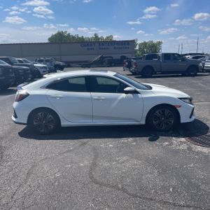 صورة 10 لـ 2019 Honda CIVIC EX
