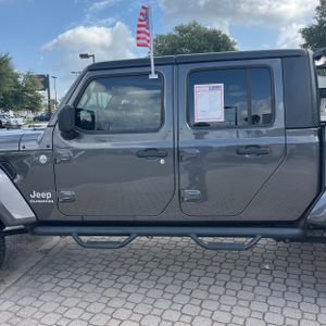 2020 JEEP GLADIATOR OVERLAND — фото 4