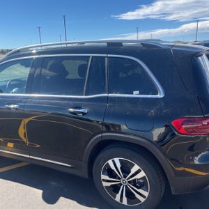 MERCEDES-BENZ GLB - 6