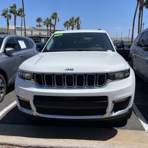 JEEP GRAND CHEROKEE L LIMITED - 10