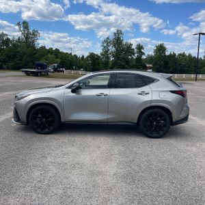 LEXUS NX 350 F SPORT HANDLING - 3