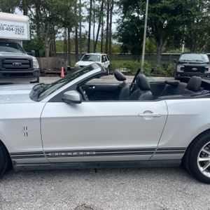 2011 FORD MUSTANG V6 PREMIUM 照片 4