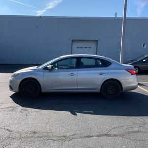 2016 Nissan SENTRA SR — фото 3
