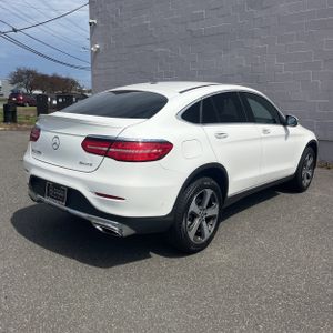 MERCEDES-BENZ GLC - 8