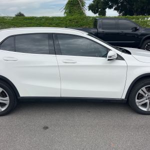 صورة 11 لـ 2019 Mercedes-BENZ GLA