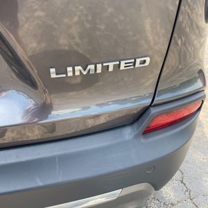 2019 JEEP CHEROKEE LIMITED 缩略图 23