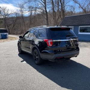 FORD EXPLORER XLT - 5