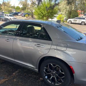 2017 Chrysler 300 300S 照片 6