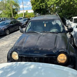 2004 JEEP LIBERTY LIMITED — фото 12