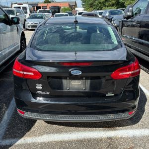 صورة 6 لـ 2018 FORD FOCUS SE
