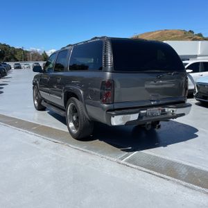 CHEVROLET SUBURBAN 1500 LS - 5