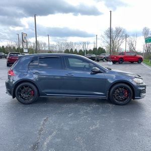 VOLKSWAGEN GOLF GTI AUTOBAHN - 10