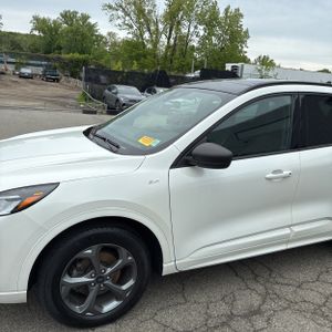 FORD ESCAPE ST-LINE - 2