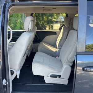 صورة 33 لـ 2014 Dodge GRAND CARAVAN SE