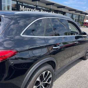 صورة 9 لـ 2025 Mercedes-BENZ GLC