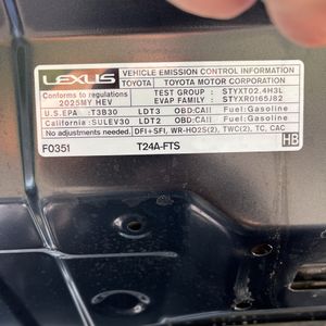 صورة 51 لـ 2025 Lexus TX 500H