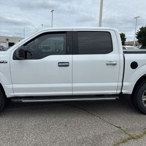 FORD F-150 XLT - 4