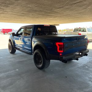 FORD F-150 RAPTOR - 4