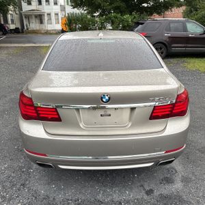 2015 BMW 750LI — фото 7