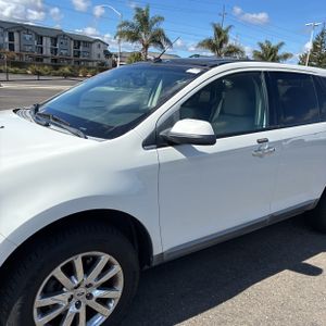 FORD EDGE SEL - 2
