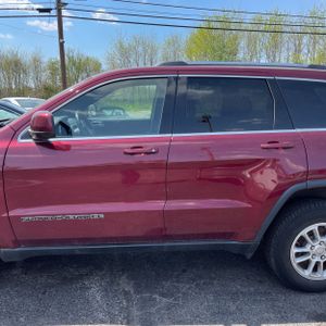 JEEP GRAND CHEROKEE LAREDO E - 4