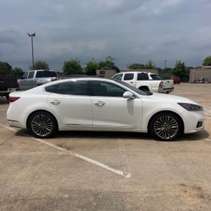 KIA CADENZA LIMITED - 10