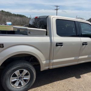FORD F-150 XLT - 9